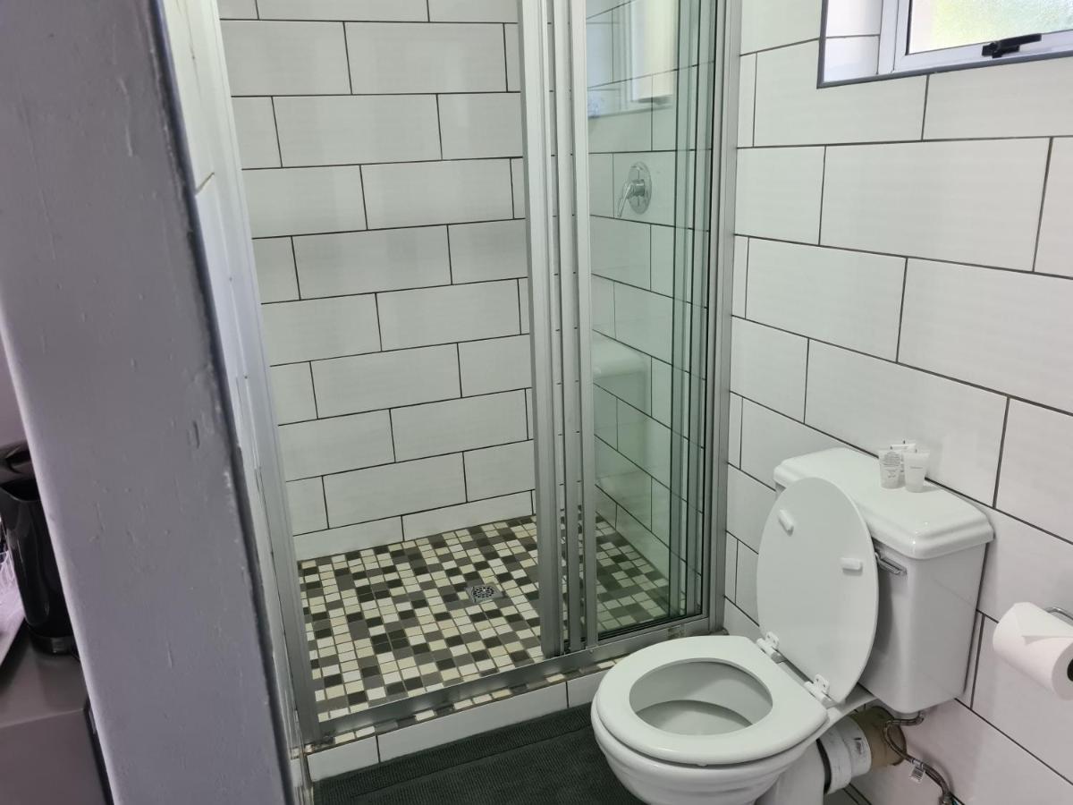 Berry Lane Guesthouse クルーンスタッド エクステリア 写真