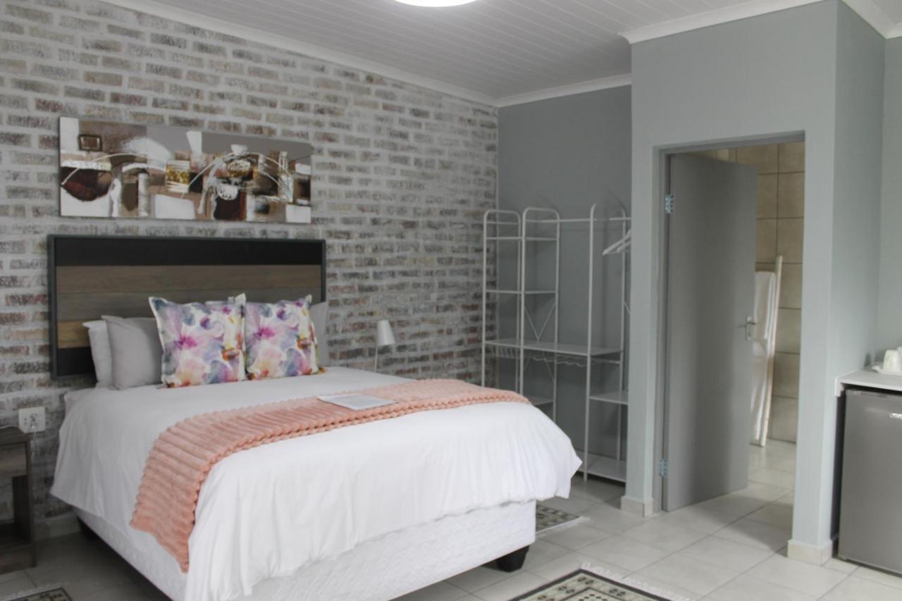 Berry Lane Guesthouse クルーンスタッド エクステリア 写真
