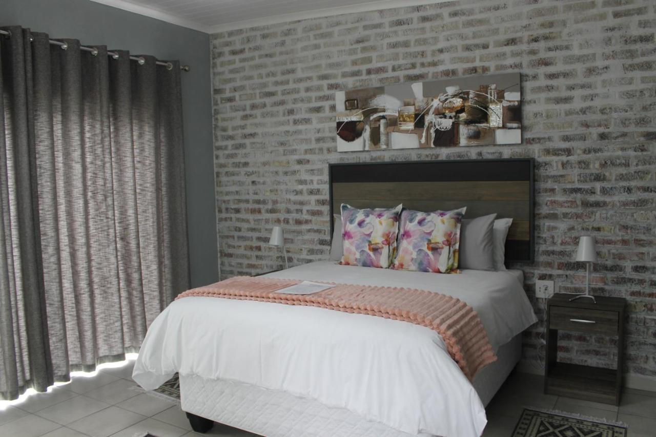 Berry Lane Guesthouse クルーンスタッド エクステリア 写真
