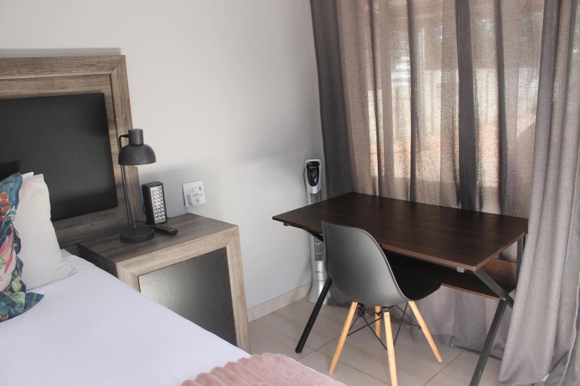 Berry Lane Guesthouse クルーンスタッド エクステリア 写真