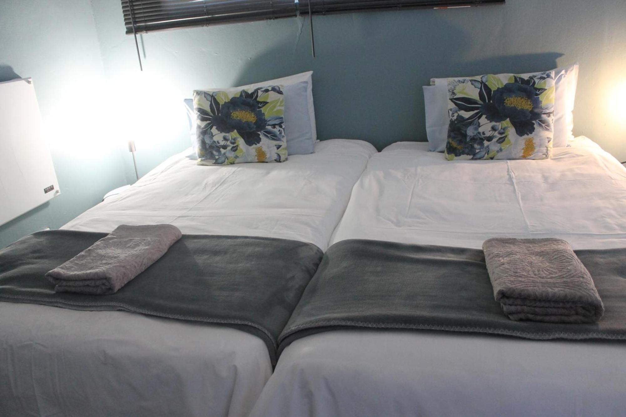 Berry Lane Guesthouse クルーンスタッド エクステリア 写真