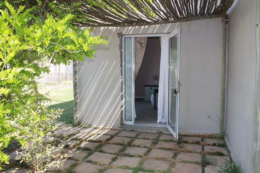 Berry Lane Guesthouse クルーンスタッド エクステリア 写真